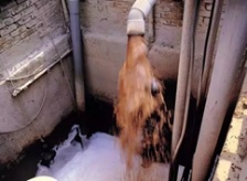 河北寧晉“污水澆麥”，中國地下水污染到底有多嚴(yán)重？
